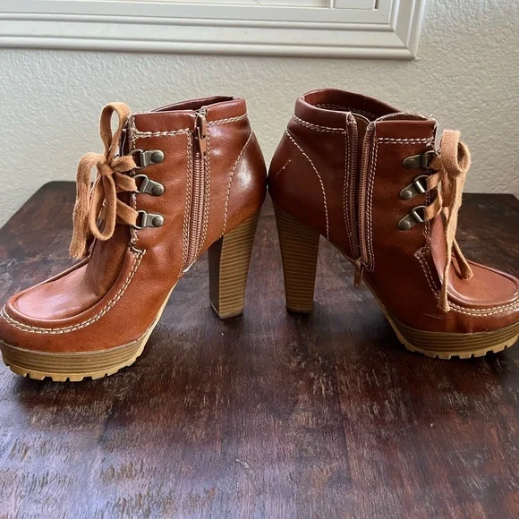 RARE PLATFORM ANKLE BOOTS MIA SIZE 5 1/2 BROWN FAUX LEATHER - Picture 3 of 6